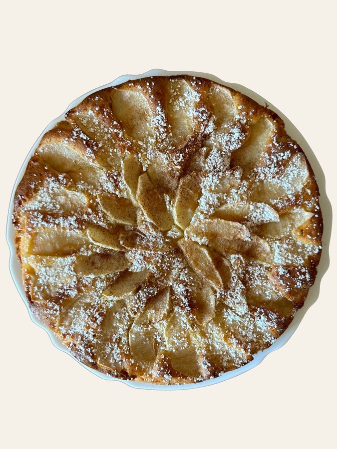 Яблучний пиріг із горіхами